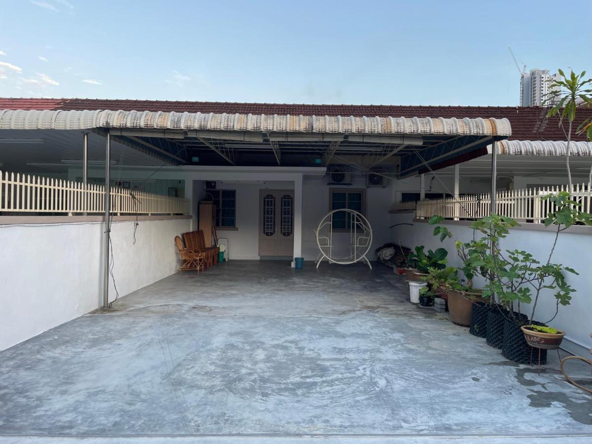 Jace Homestay 解思民宿 Ayer Itam Bagian luar foto